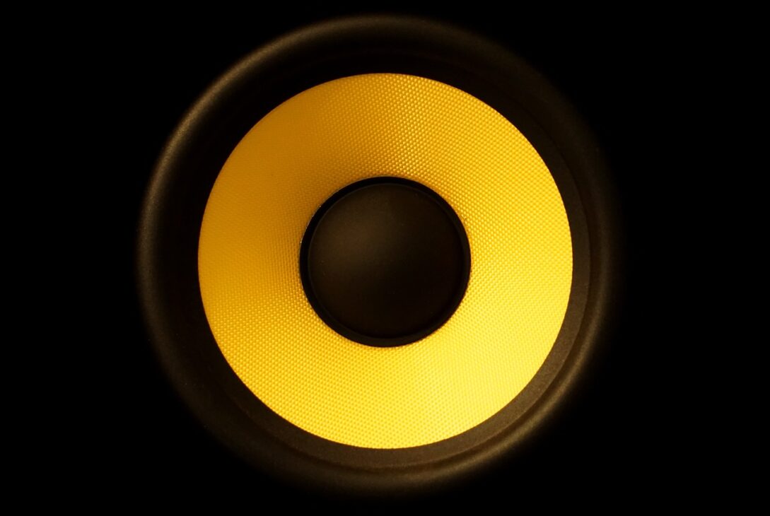 Speaker GS1E665 960 Size